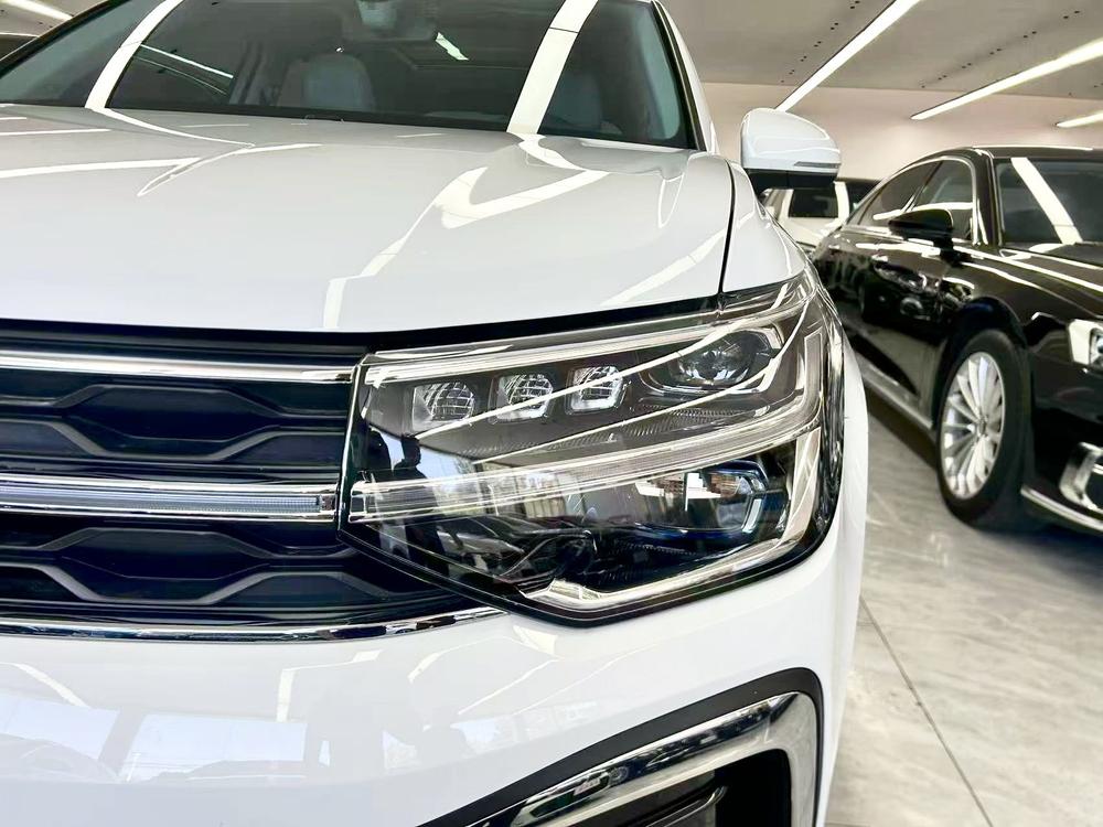 Volkswagen Tharu 2026 car image #9