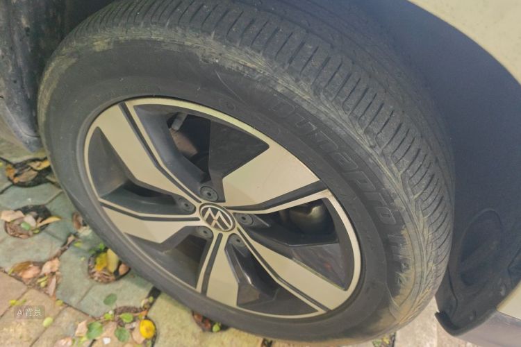 Volkswagen Tharu 2022 imagen de coche #9
