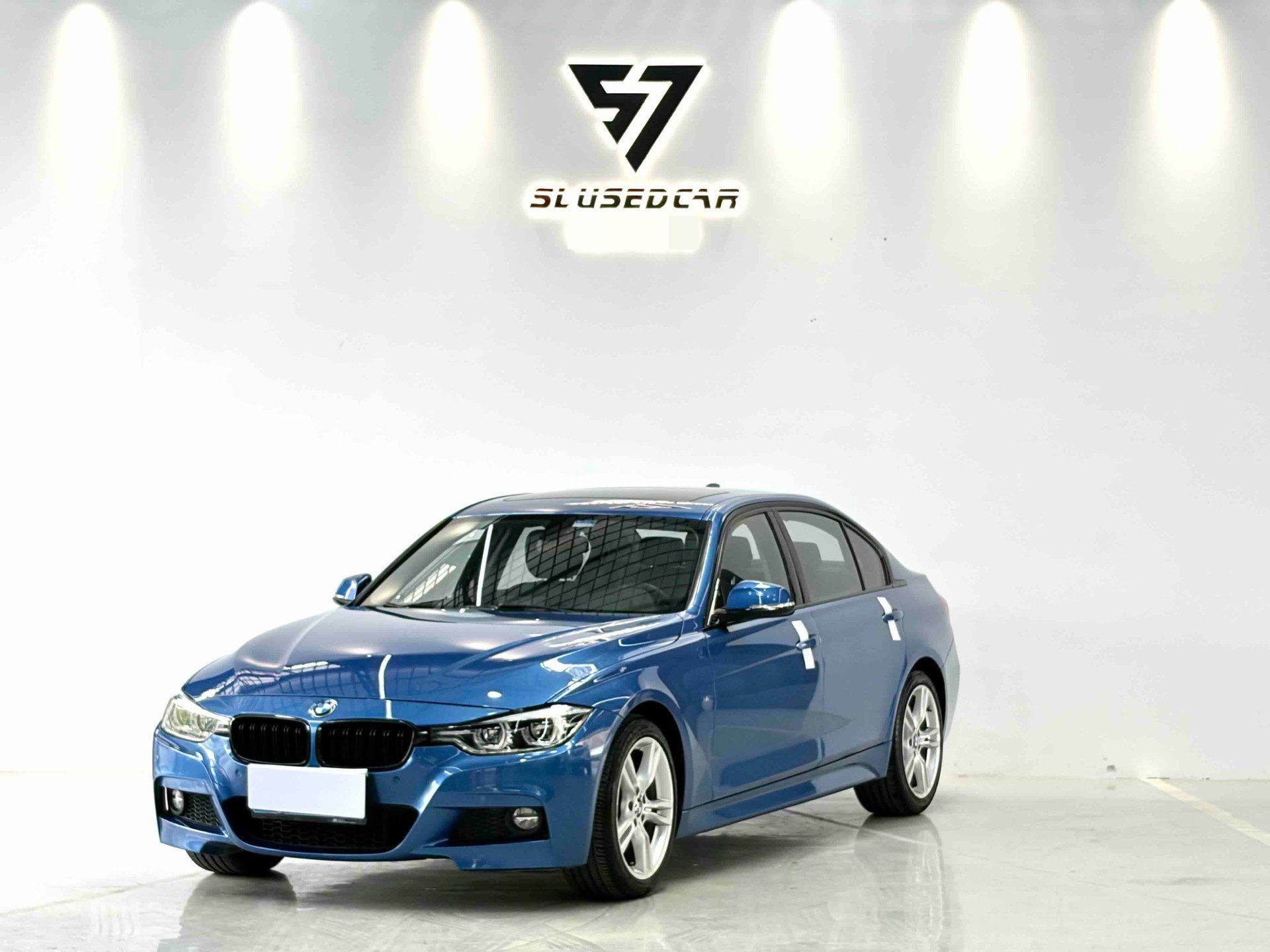 BMW 3 Series 2018 car image 