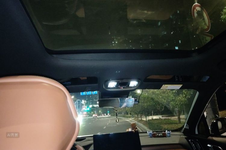 GEELY Boyue L 2025 car image #20