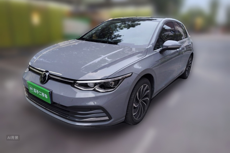 Volkswagen Golf 2023 car image #2
