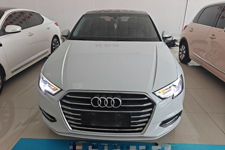 Audi A3 2020 immagine di auto #3