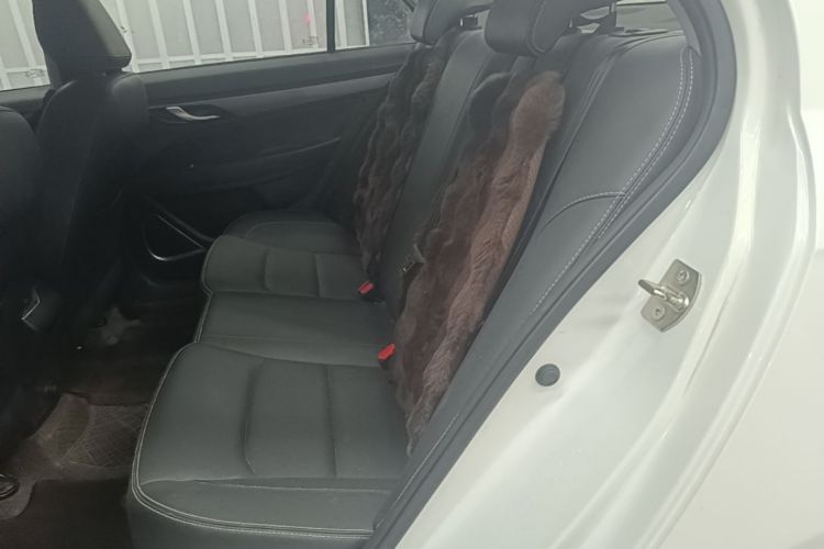GEELY Emgrand 2021 #17 GEELY Emgrand 2021 image de voiture #17