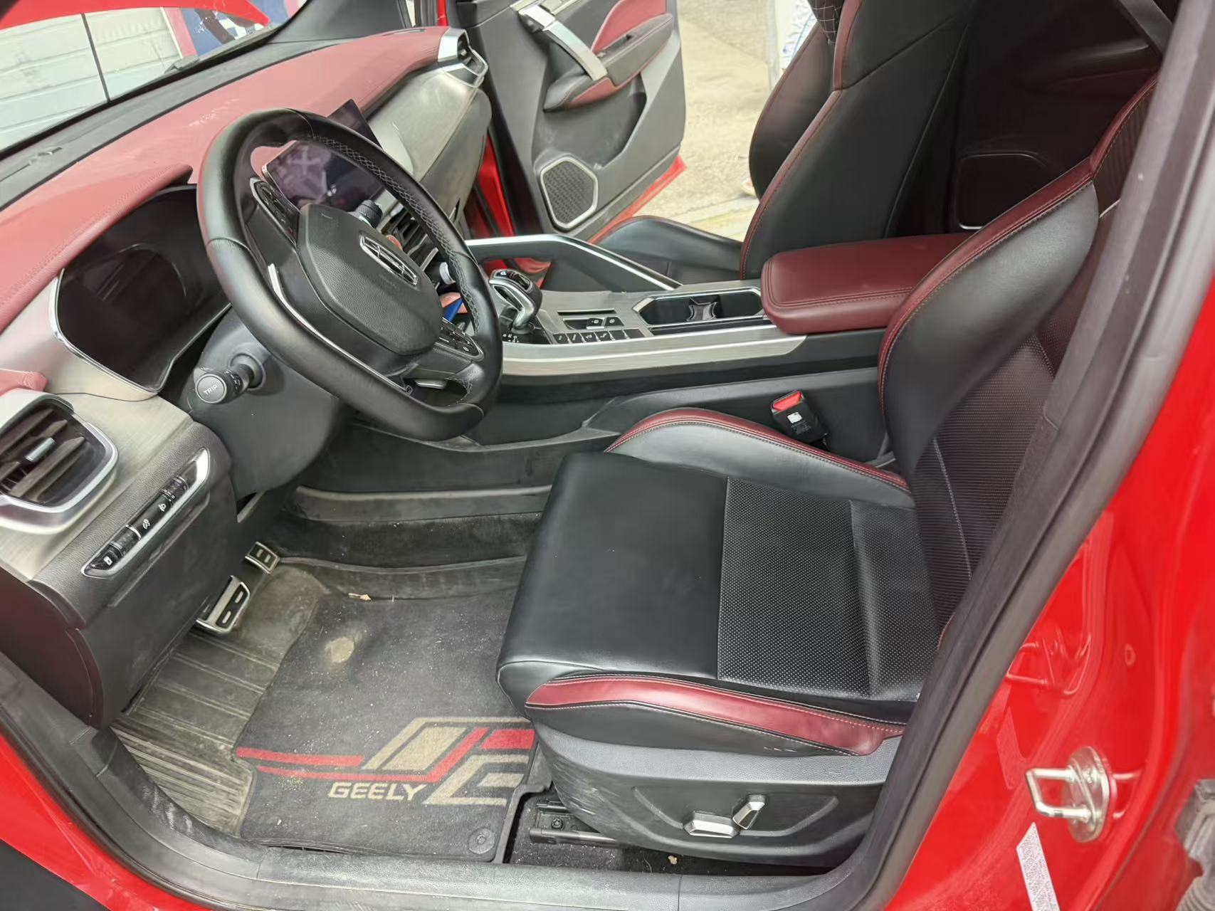 GEELY Coolray 2019 image de voiture #7