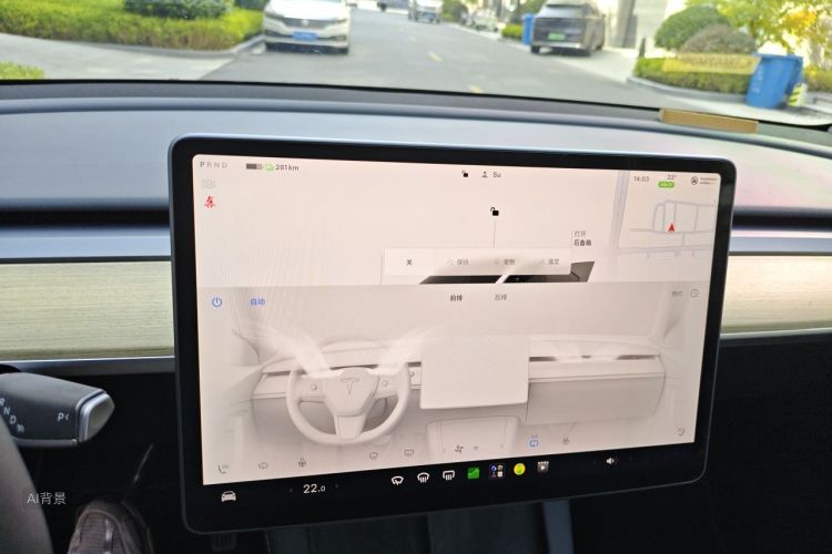 Tesla Model Y 2022 #15 Tesla Model Y 2022 car image #15