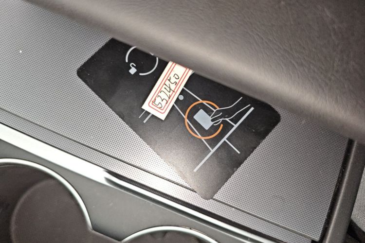 Tesla Model 3 2025 #9 Tesla Model 3 2025 car image #9