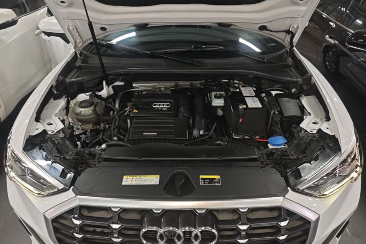 Audi Q3 2020 #20 Audi Q3 2020 car image #20