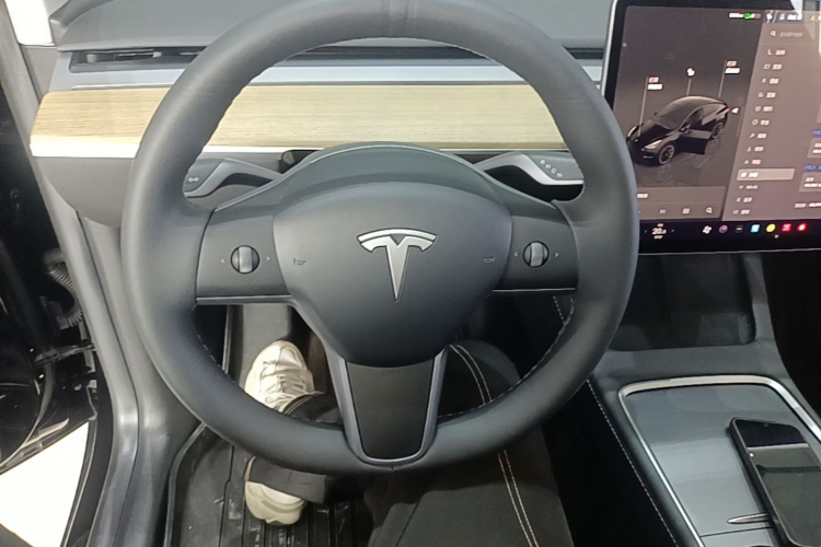 Tesla Model Y 2022 #11 Tesla Model Y 2022 immagine di auto #11