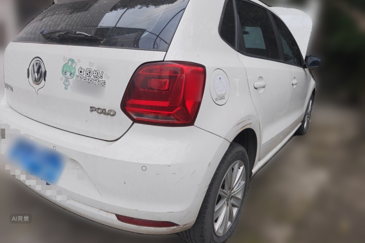 Volkswagen Polo 2015 car image #7
