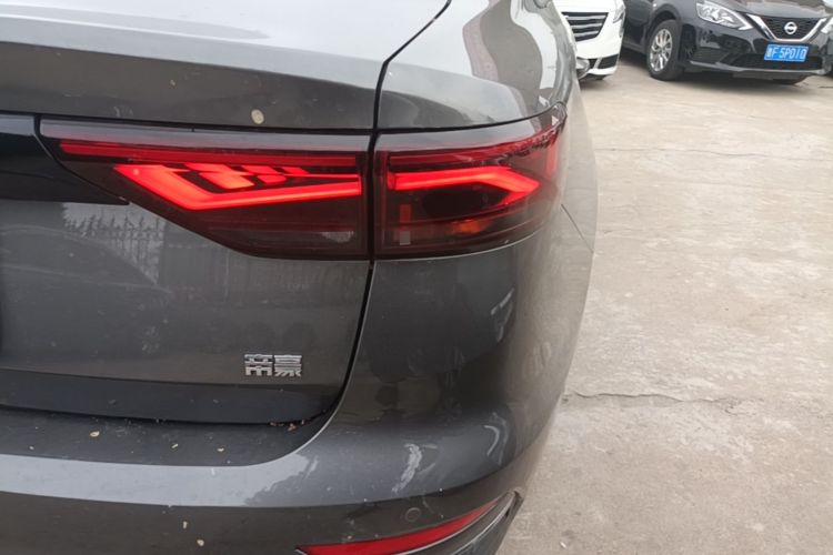 2023 car image #8