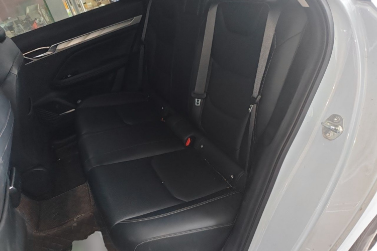 GEELY Emgrand L HiP 2023 #10 GEELY Emgrand L HiP 2023 car image #10