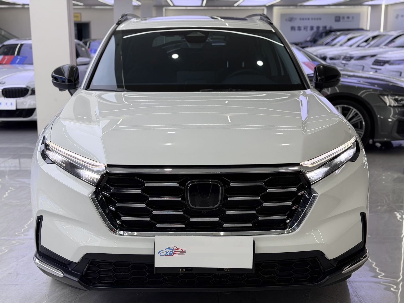 Honda CR-V 2023 immagine di auto #2