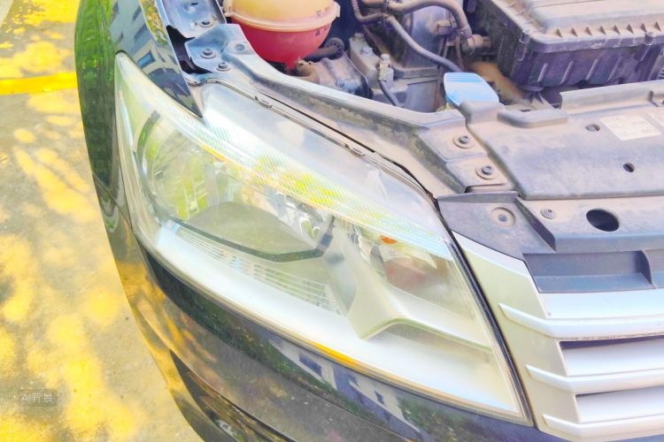 Volkswagen Santana 2015 car image #8