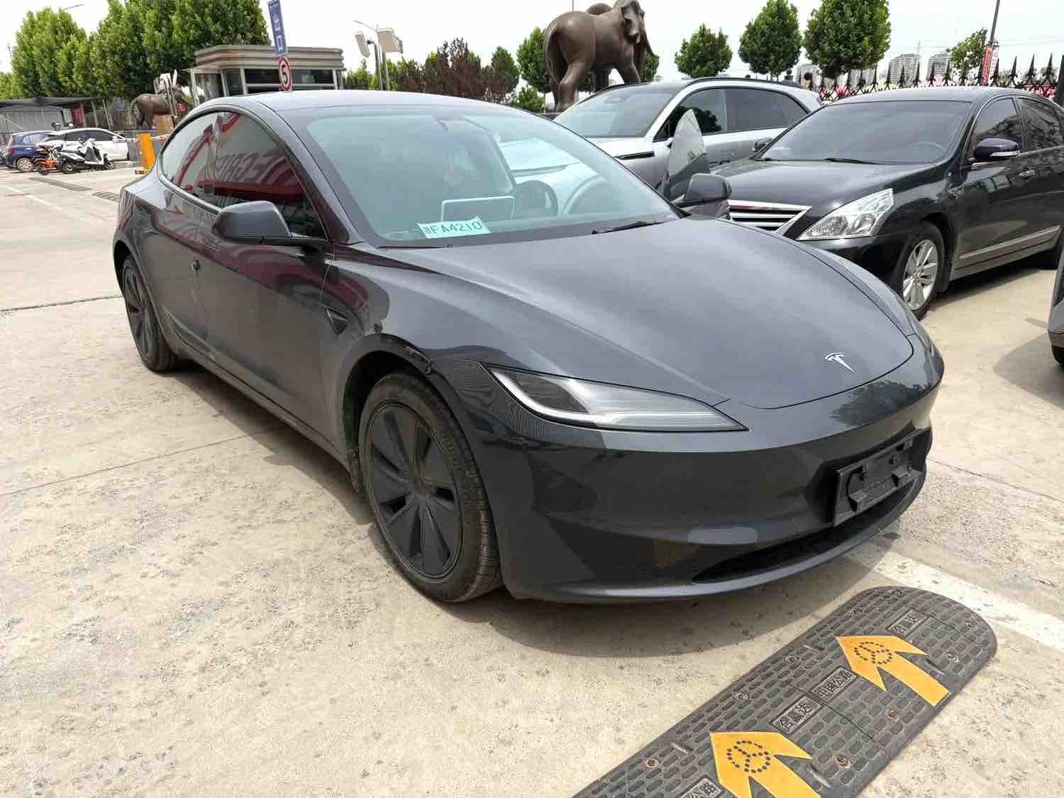 Tesla Model 3 2025 #5 Tesla Model 3 2025 car image #5
