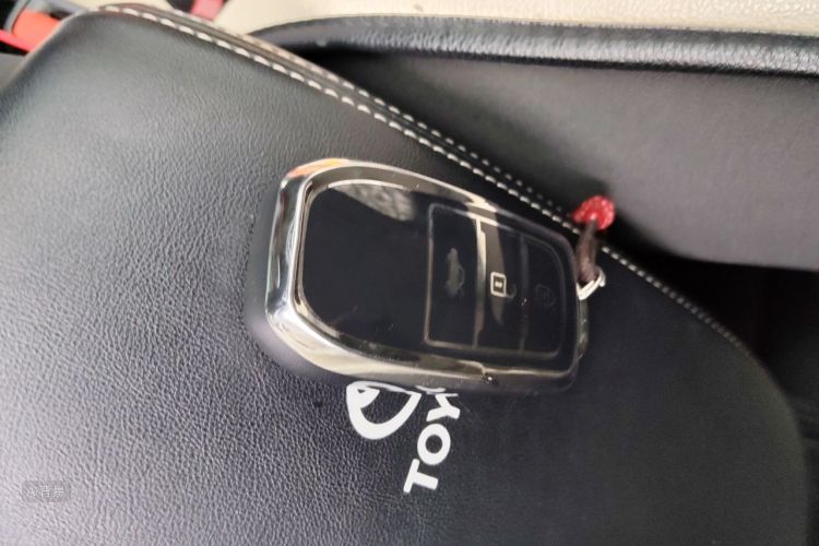 Toyota Corolla 2023 car image #10