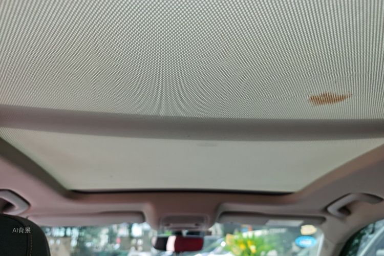 Audi Q3 2018 car image #20