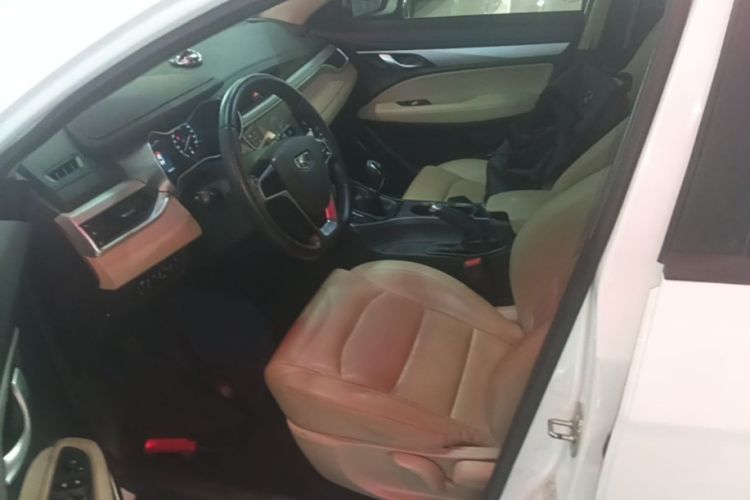 GEELY Emgrand 2018 #19 GEELY Emgrand 2018 car image #19