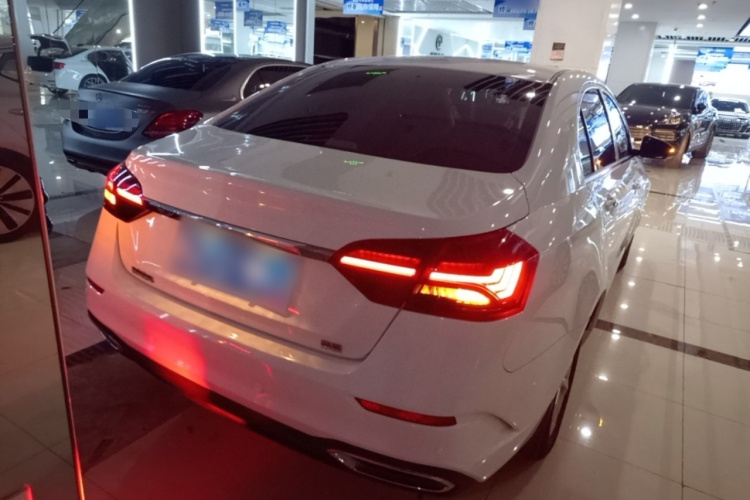 GEELY Emgrand 2022 #7 GEELY Emgrand 2022 immagine di auto #7