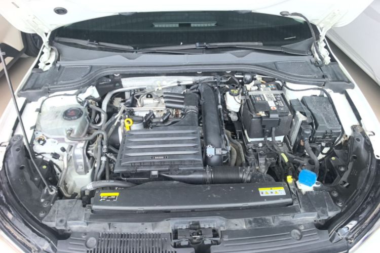 Volkswagen Golf 2022 #20 Volkswagen Golf 2022 car image #20