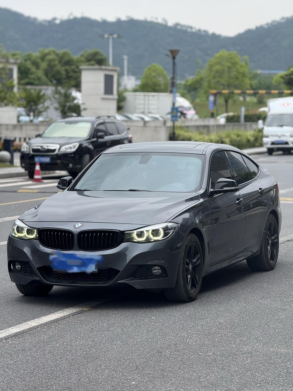 BMW 3 Series GT 2020 BMW 3 Series GT 2020 car image