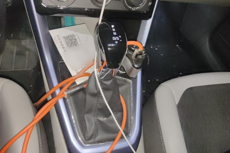 Volkswagen T-Cross 2019 car image #18