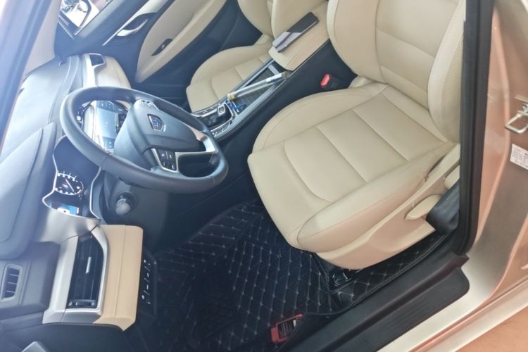 GEELY Emgrand 2019 #15 GEELY Emgrand 2019 car image #15