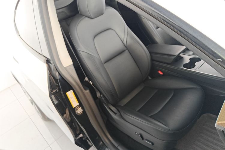 Tesla Model Y 2021 #24 Tesla Model Y 2021 car image #24