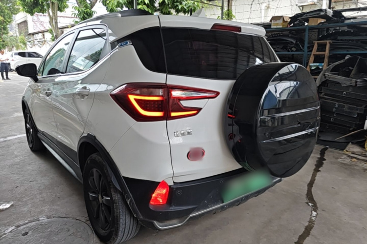 BYD Yuan New Energy 2019 #5 BYD Yuan New Energy 2019 car image #5