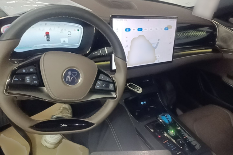 BYD Han 2022 car image #10