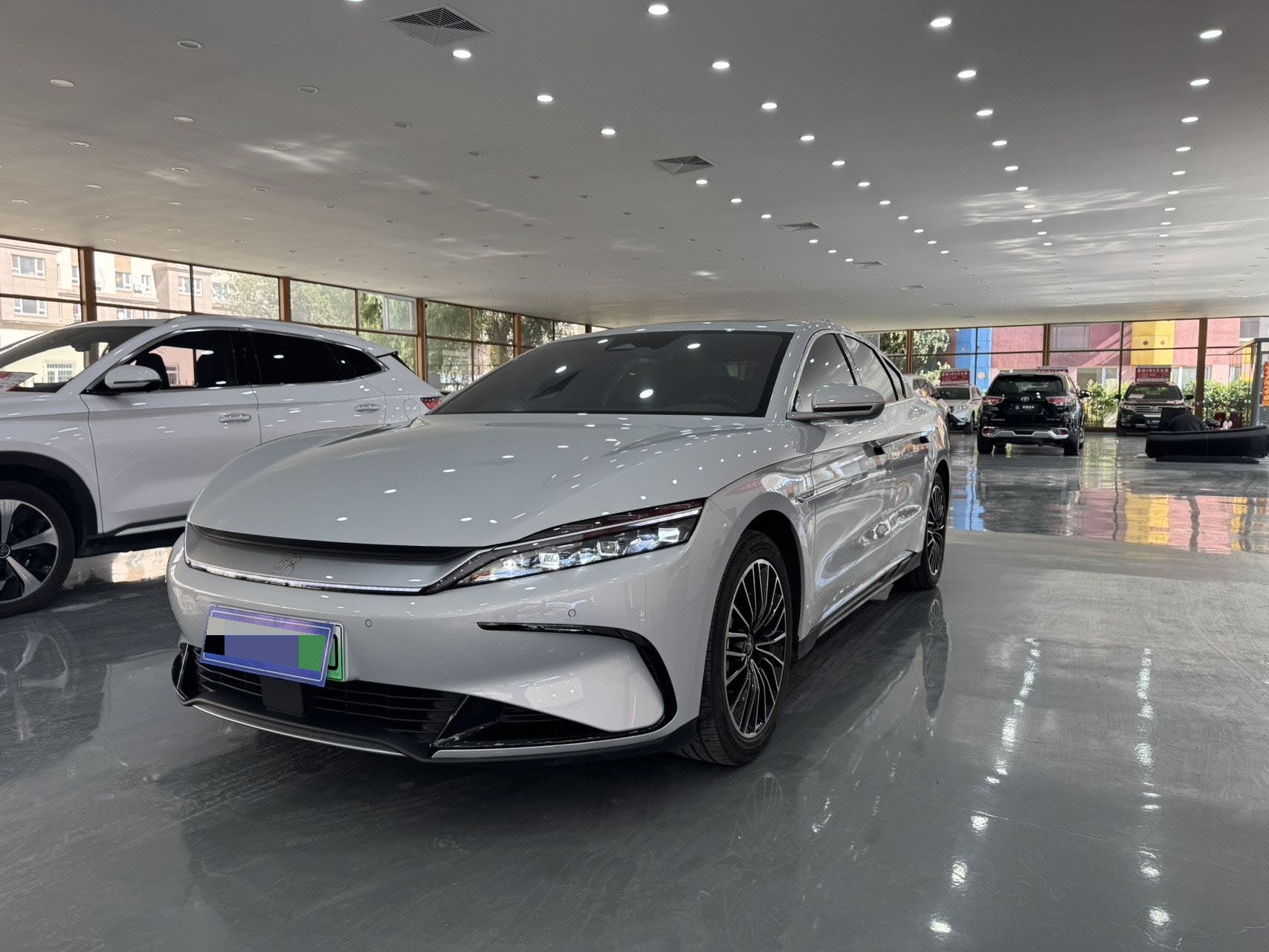 BYD Han 2024 BYD Han 2024 صورة سيارة