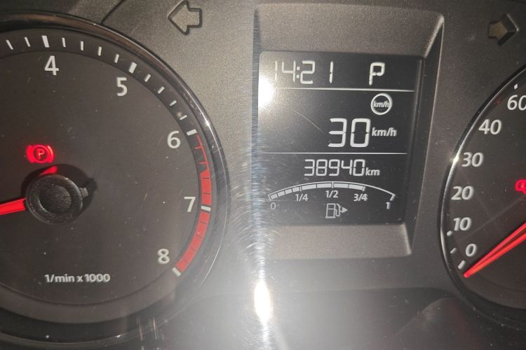 Volkswagen Polo 2014 #8 Volkswagen Polo 2014 car image #8