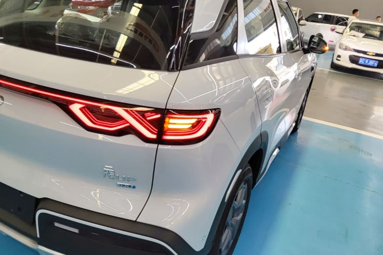 BYD YuanUP 2026 car image #8
