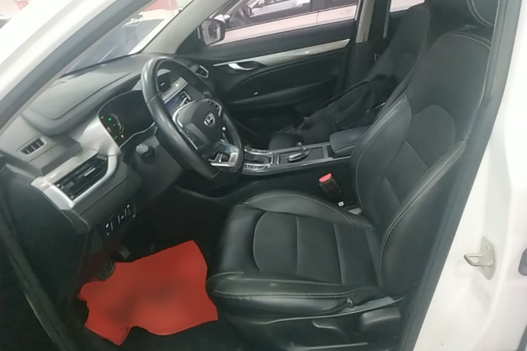 GEELY Emgrand 2020 #15 GEELY Emgrand 2020 immagine di auto #15