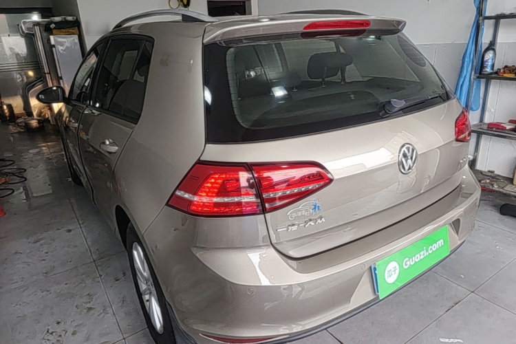 Volkswagen Golf 2016 car image #5
