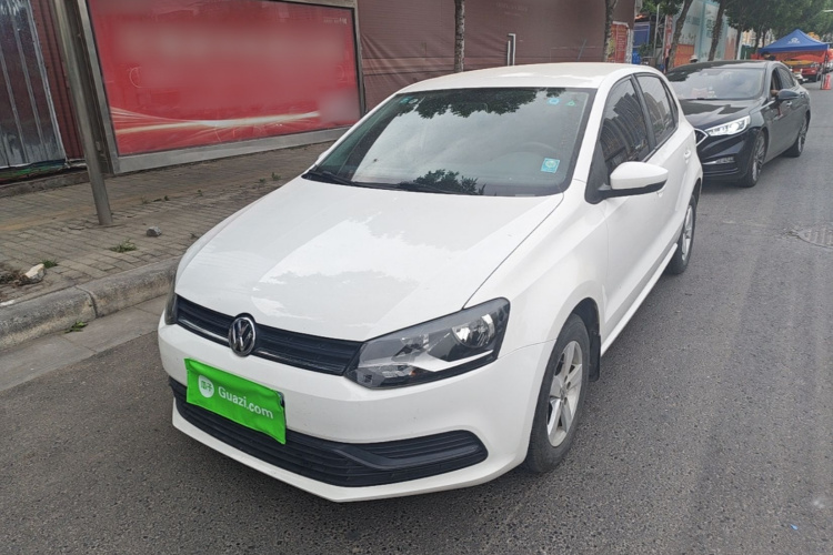 Volkswagen Polo 2017 car image #2