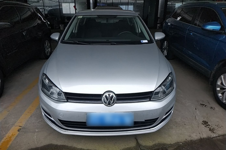 Volkswagen Golf 2015 car image #3
