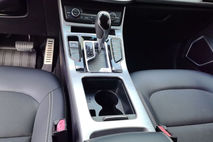 GEELY Emgrand GS 2019 #14 GEELY Emgrand GS 2019 car image #14