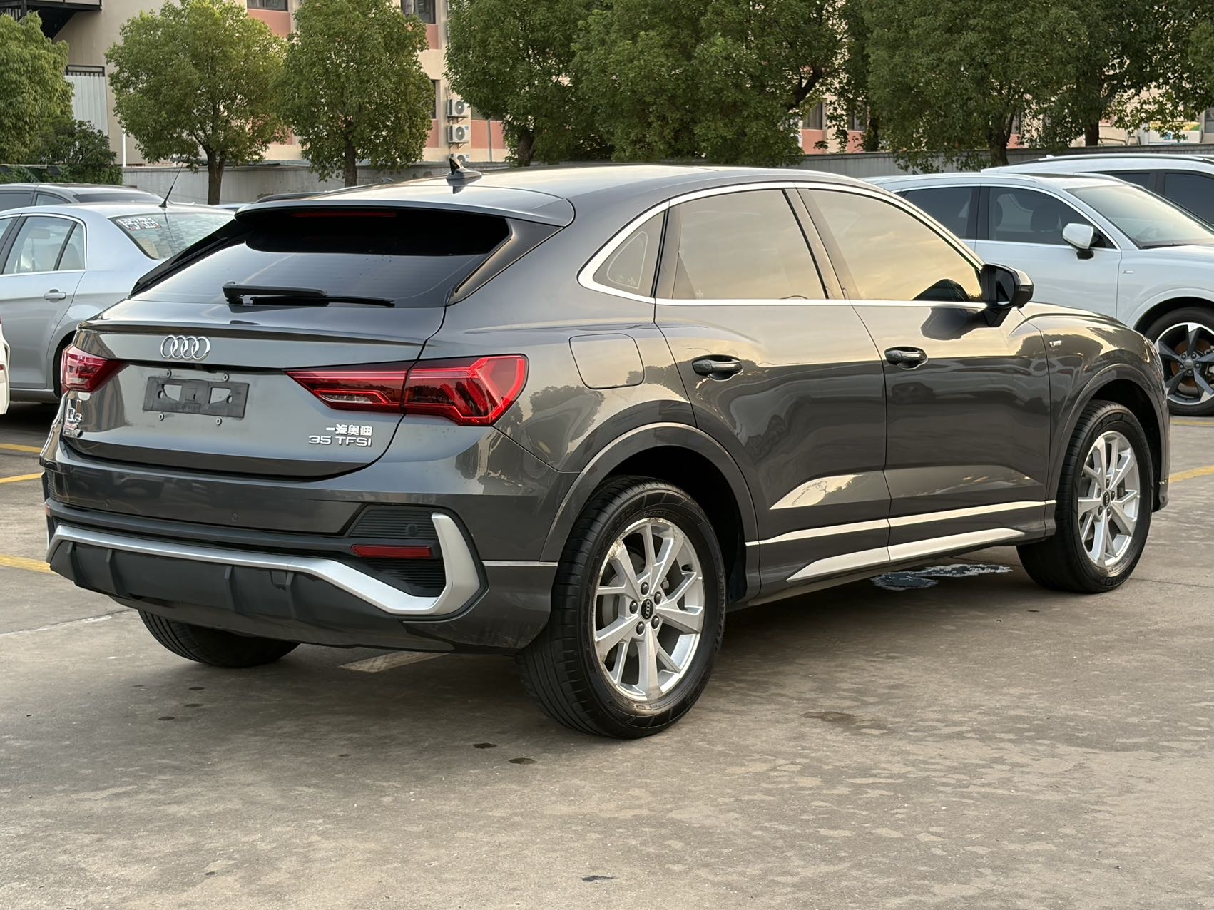 Audi Q3 2021 #11 Audi Q3 2021 car image #11