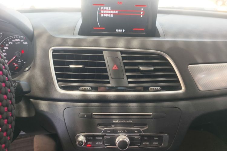 Audi Q3 2018 #15 Audi Q3 2018 car image #15