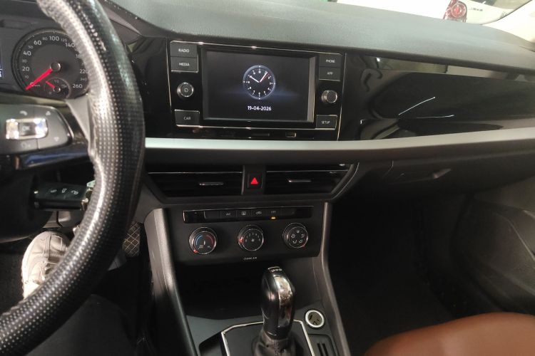 Volkswagen Lavida 2018 car image #13