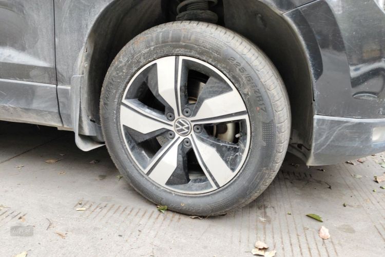 Volkswagen Tharu 2021 car image #9