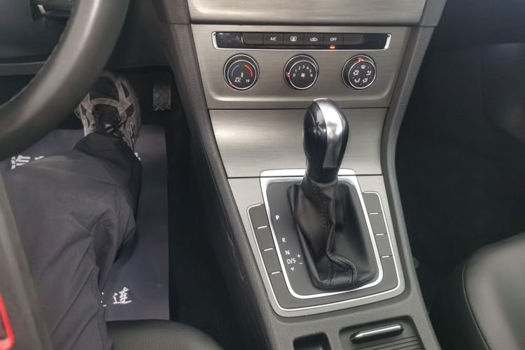 Volkswagen Golf 2016 imagen de coche #18