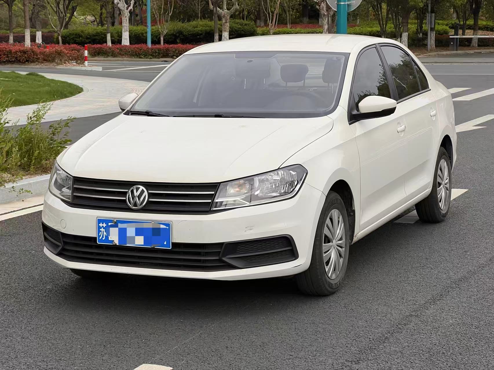 Volkswagen Santana 2021 car image 