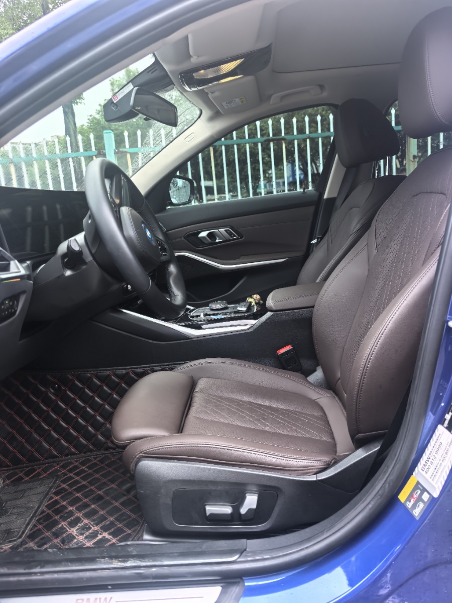 BMW i3 2022 car image #6