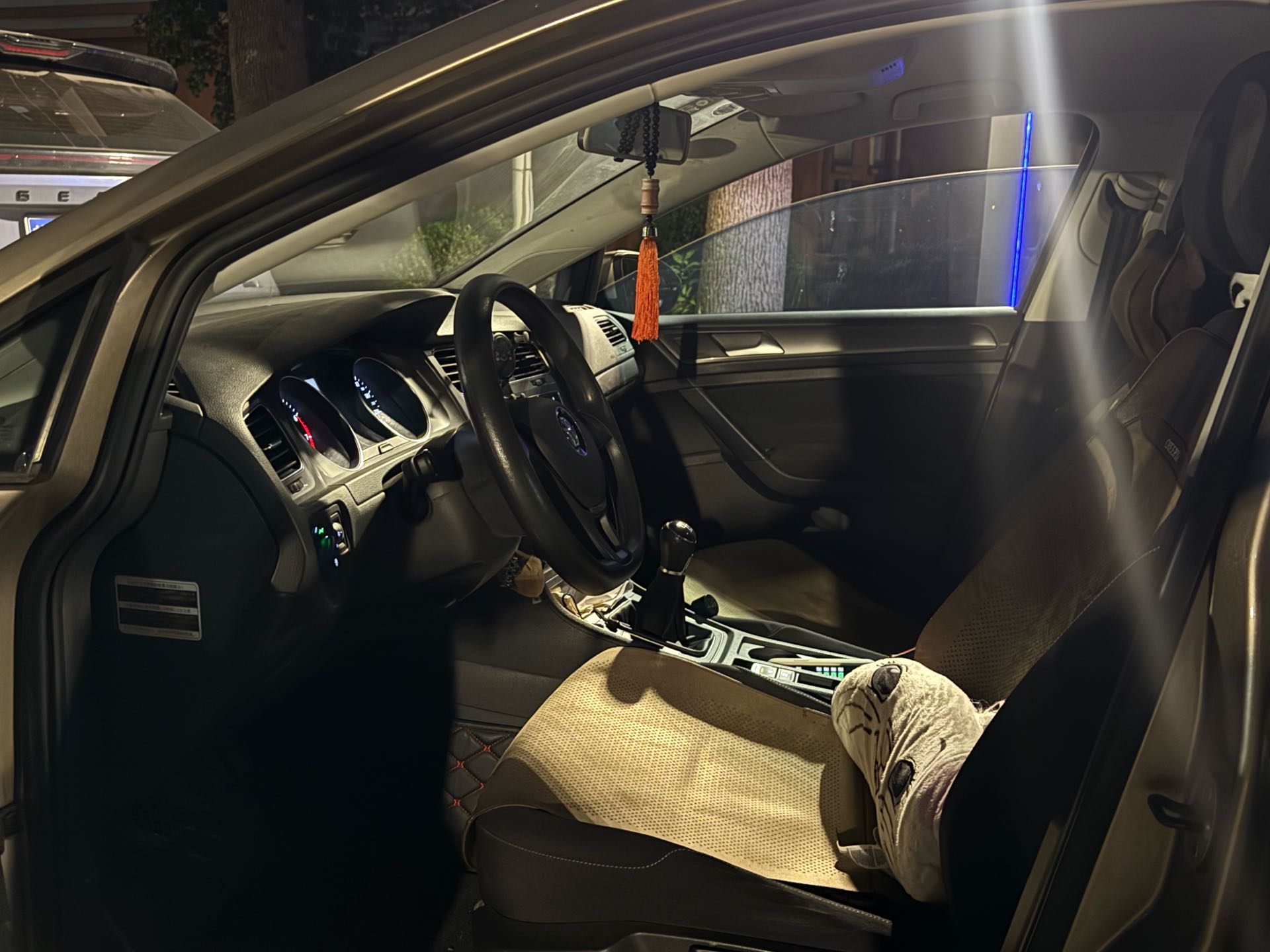 Volkswagen Golf 2014 car image #6