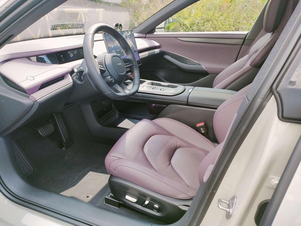2025 car image #24