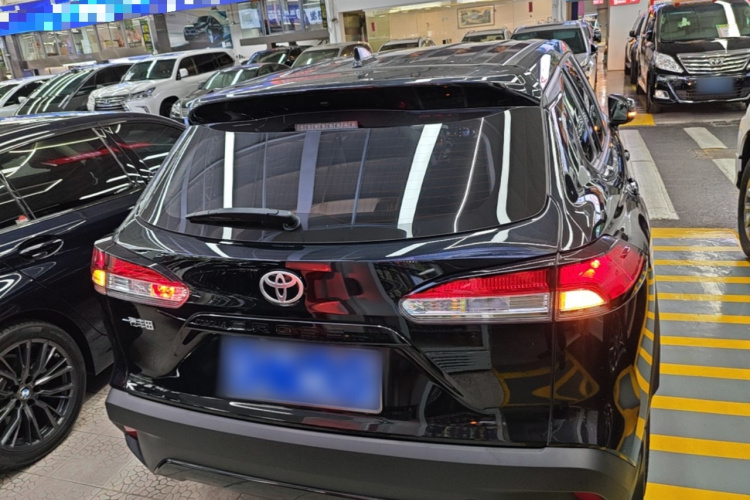 Toyota Corolla Cross 2026 car image #6