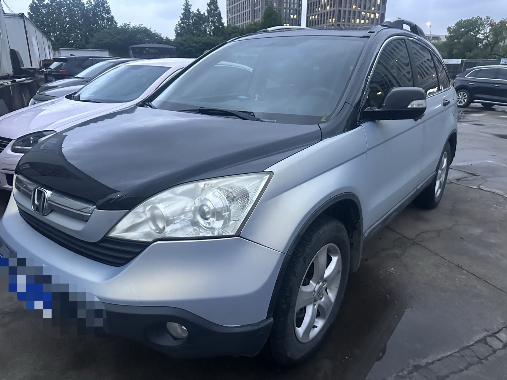 2010 2010 car image