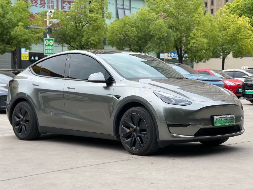 Tesla Model Y 2023 #3 Tesla Model Y 2023 car image #3