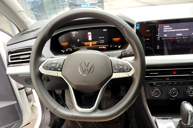 Volkswagen Lavida 2024 car image #11